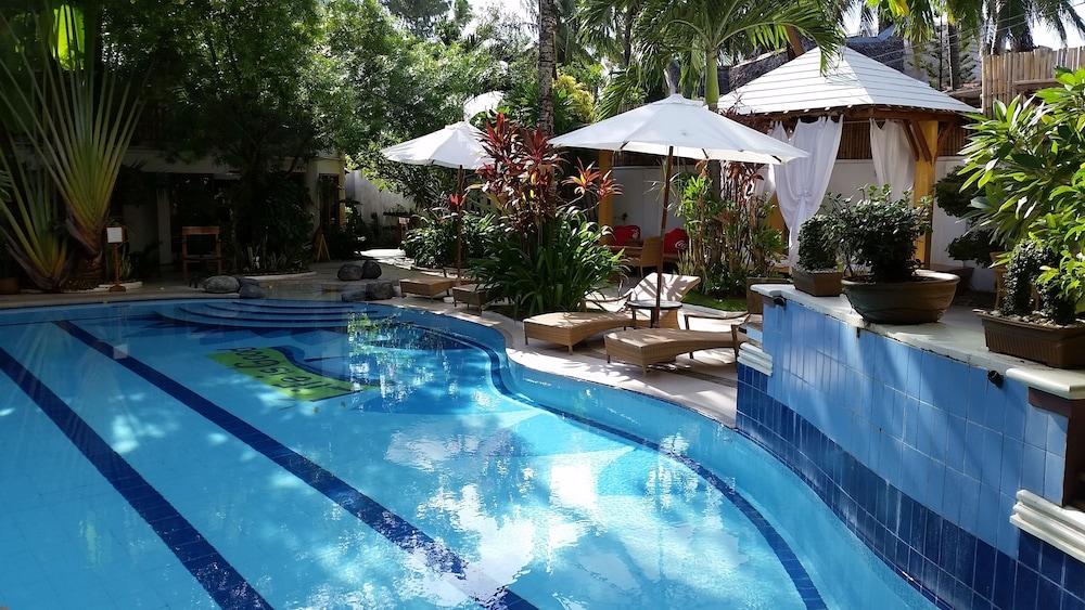 Boracay Beach Club Balabag  Exterior photo
