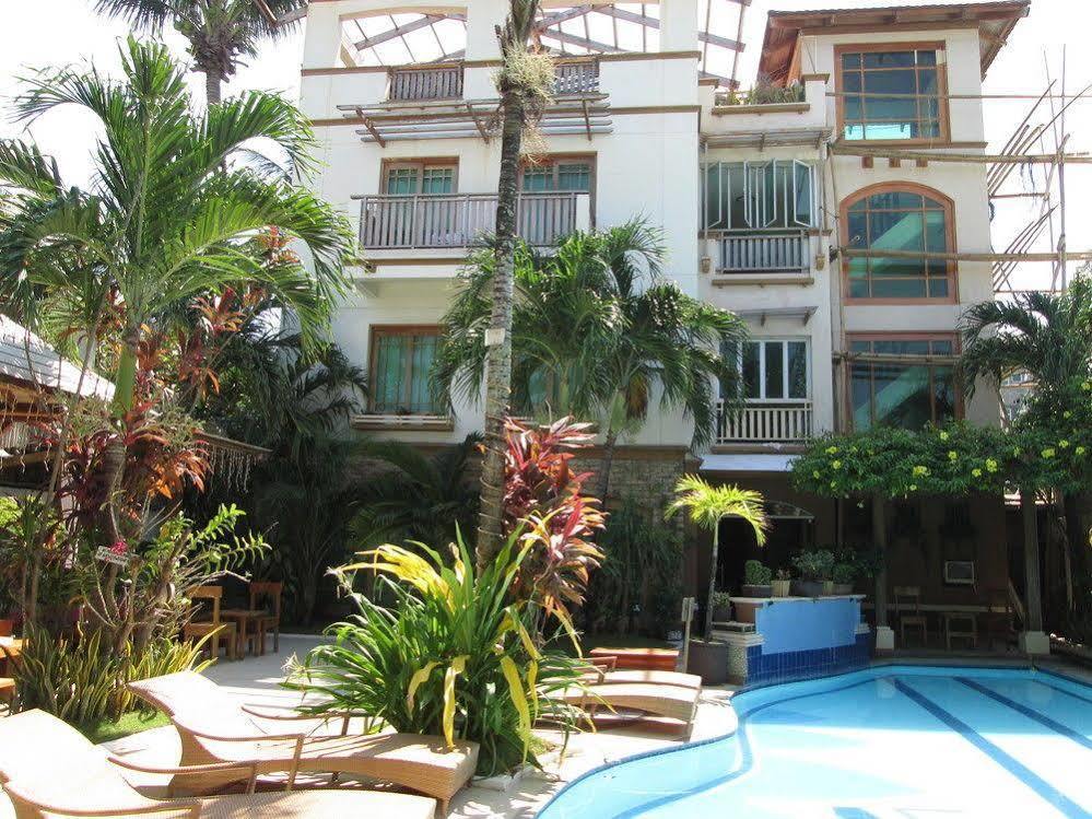 Boracay Beach Club Balabag  Exterior photo